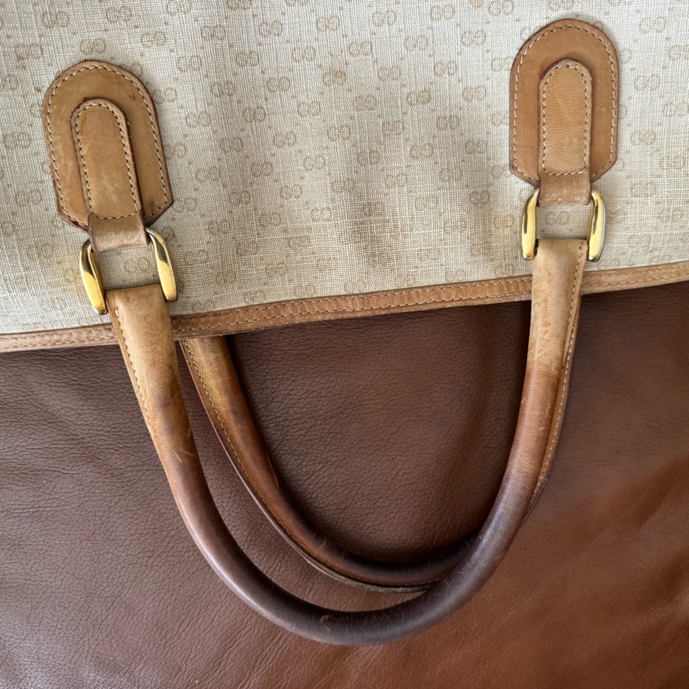 Vintage Gucci Beige Leather Canvas Shoulder Bag with Red and Green Stripe - Picture 10 of 16